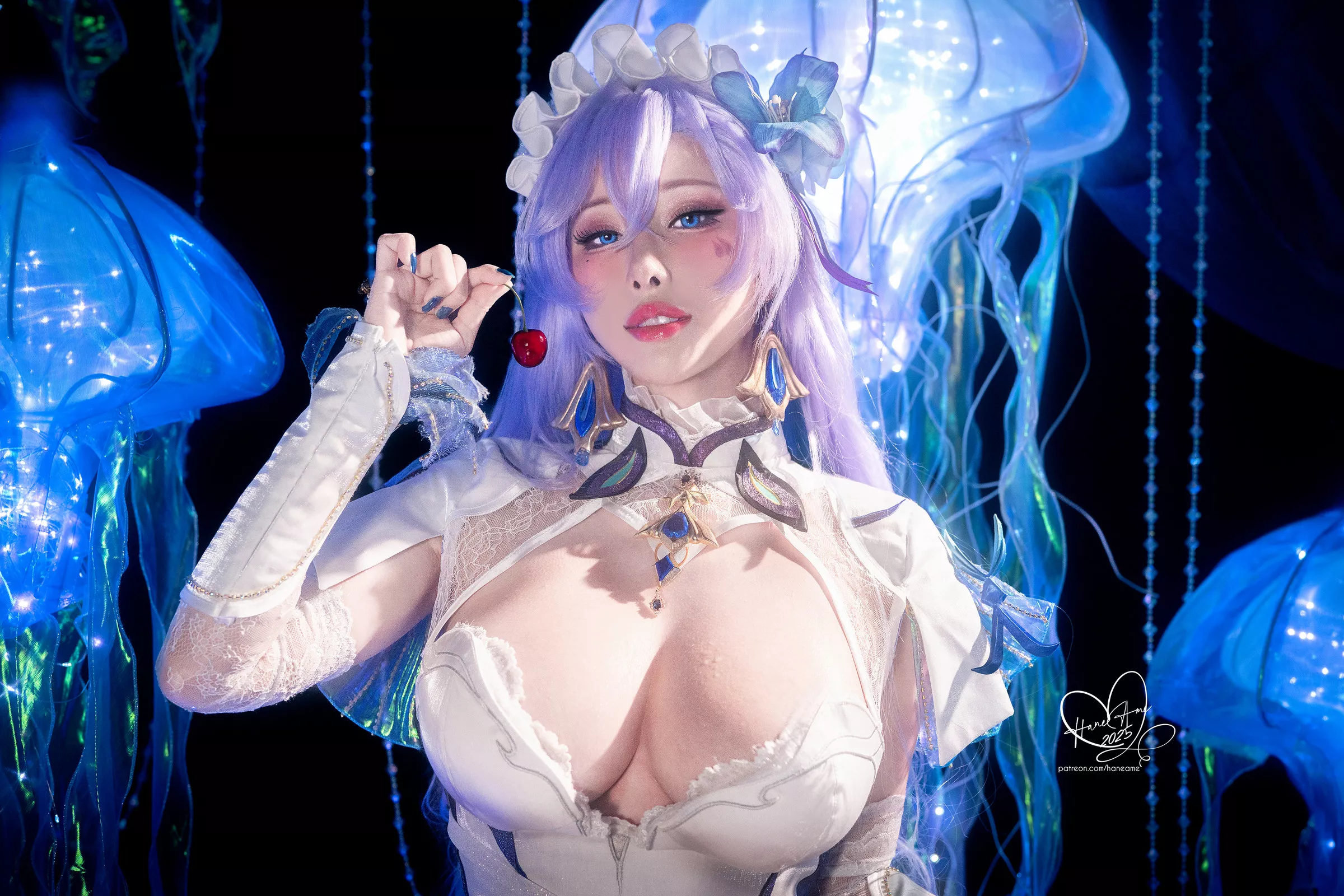 Xgyw.Org_Coser美女雨波_HaneAme-2025年4月合集主题私房性感4套服饰秀完美身材撩人诱惑写真160P