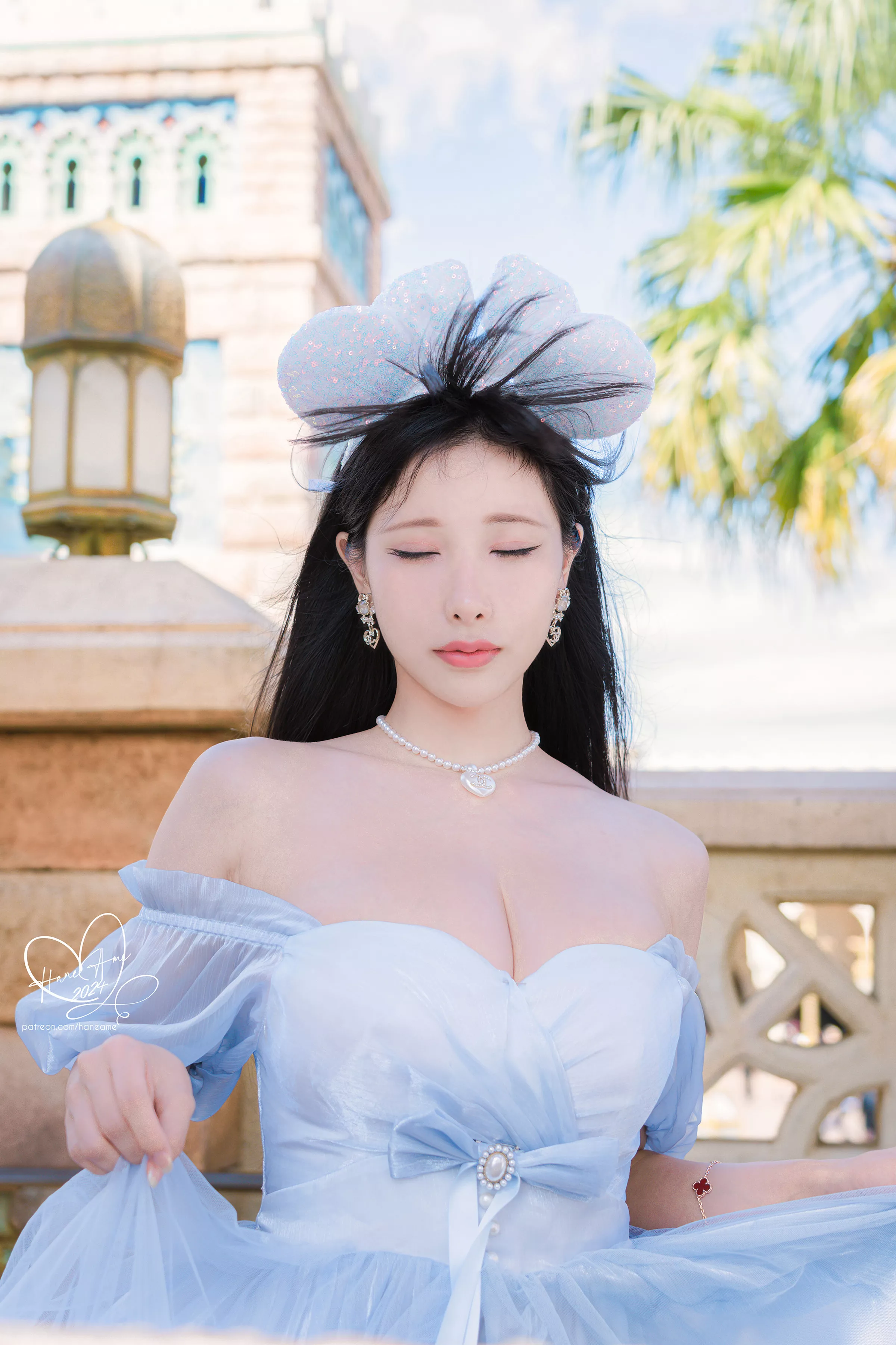 Xgyw.Org_Coser美女雨波_HaneAme-2025年4月合集主题私房性感4套服饰秀完美身材撩人诱惑写真160P