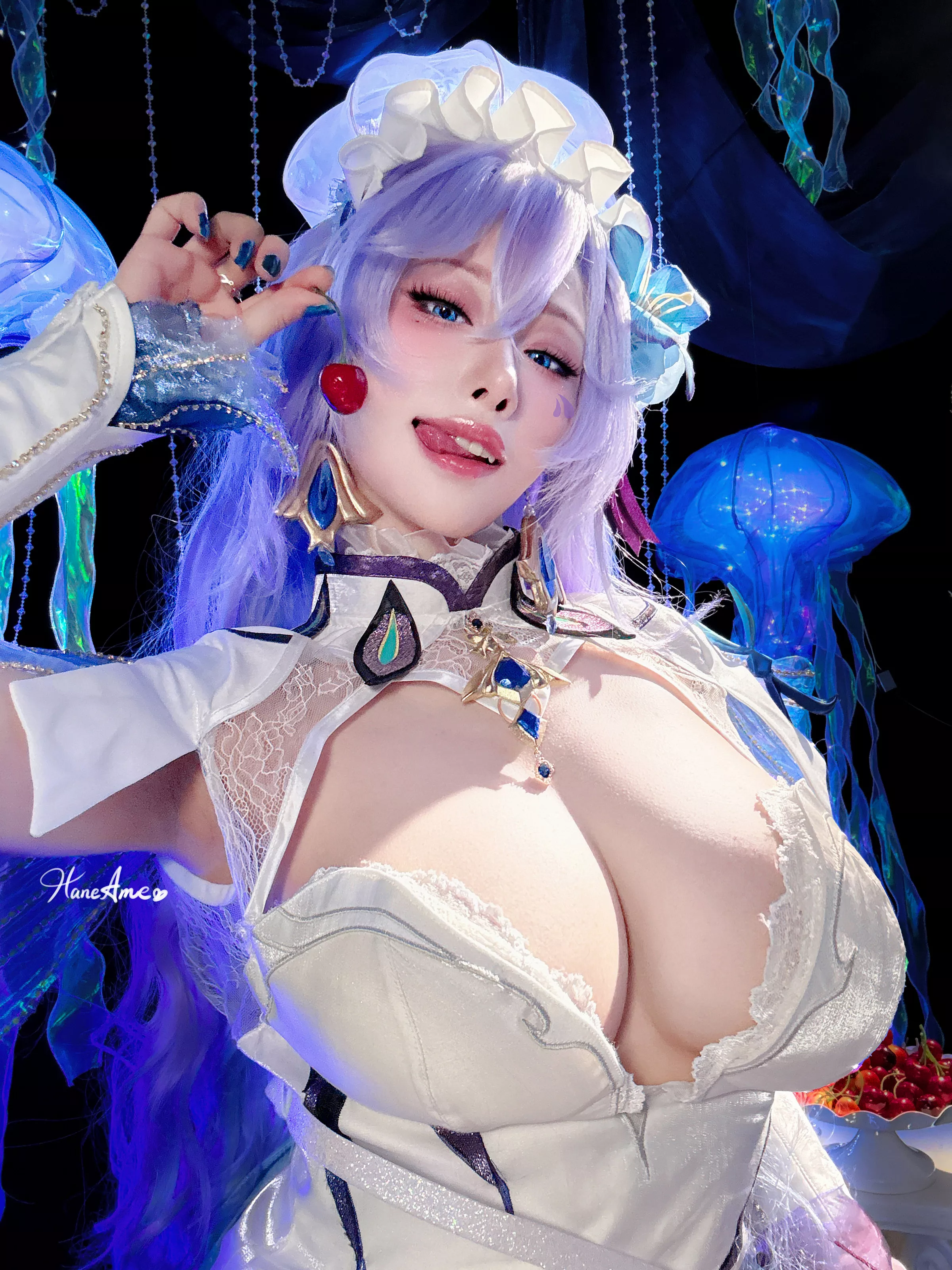 Xgyw.Org_Coser美女雨波_HaneAme-2025年4月合集主题私房性感4套服饰秀完美身材撩人诱惑写真160P