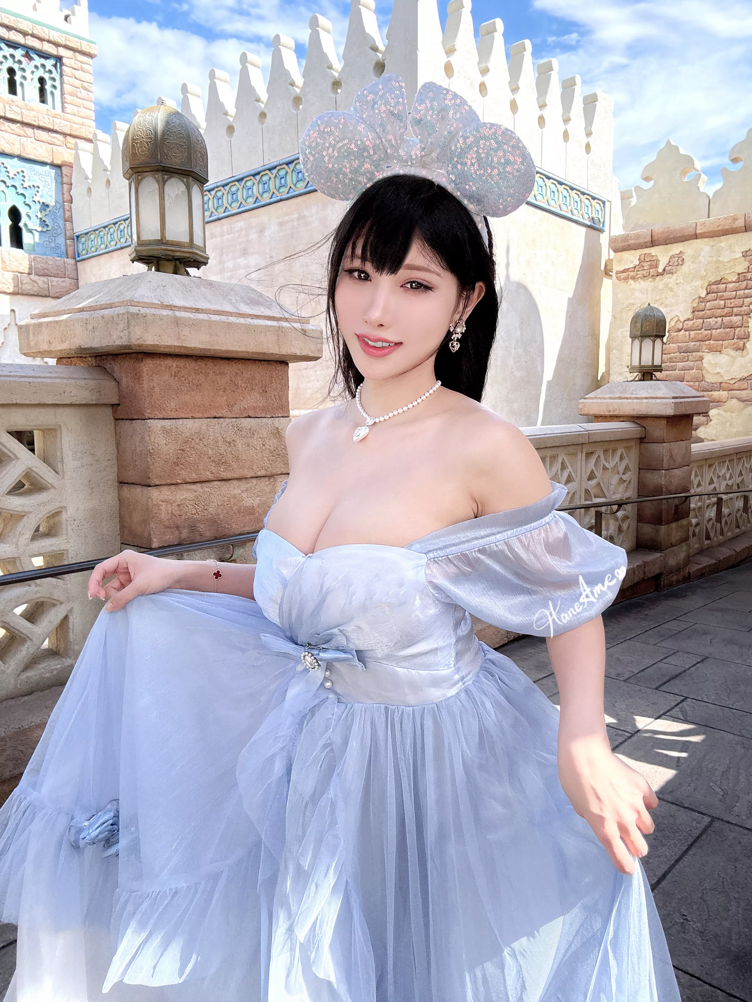 Xgyw.Org_Coser美女雨波_HaneAme-2025年4月合集主题私房性感4套服饰秀完美身材撩人诱惑写真160P