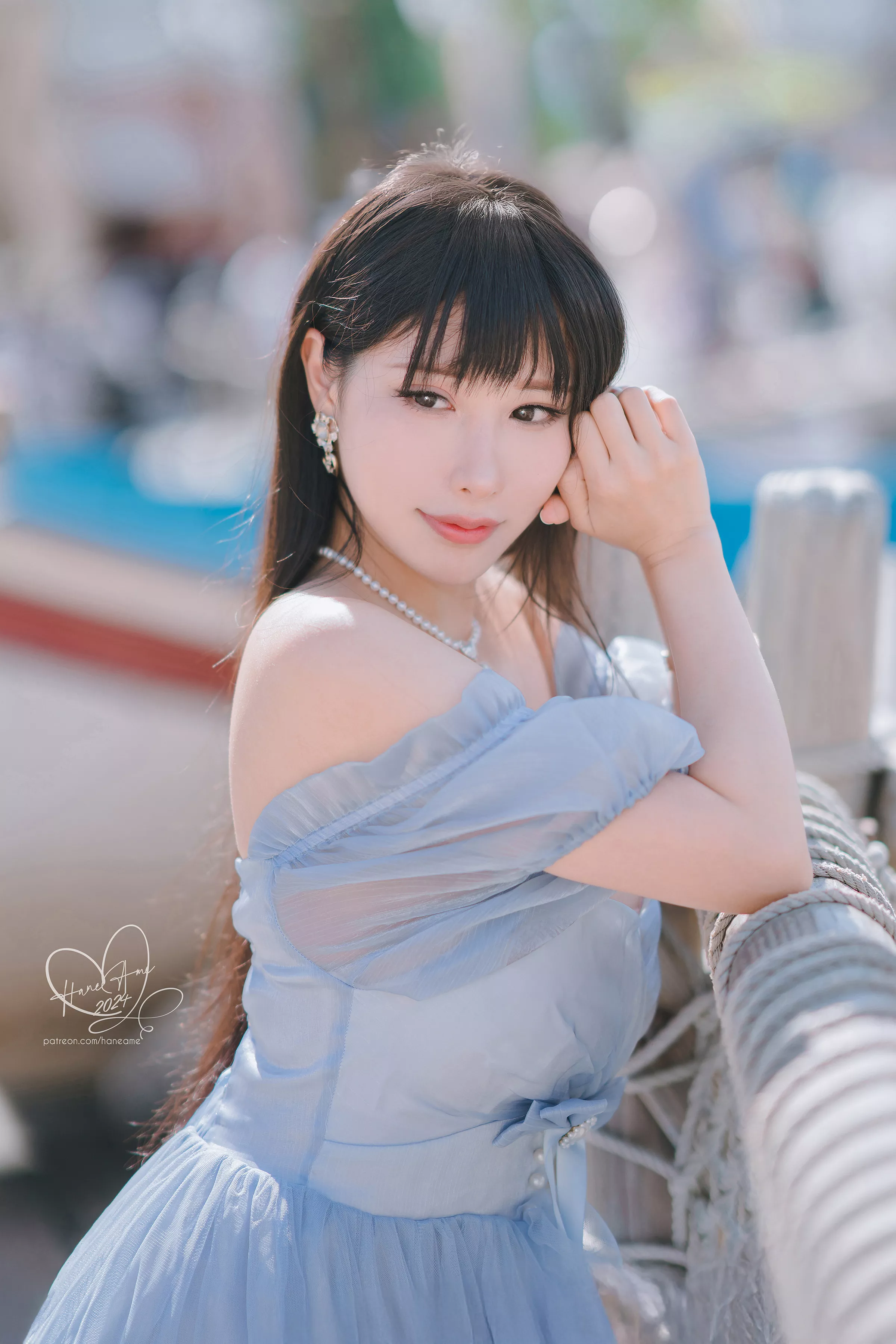 Xgyw.Org_Coser美女雨波_HaneAme-2025年4月合集主题私房性感4套服饰秀完美身材撩人诱惑写真160P
