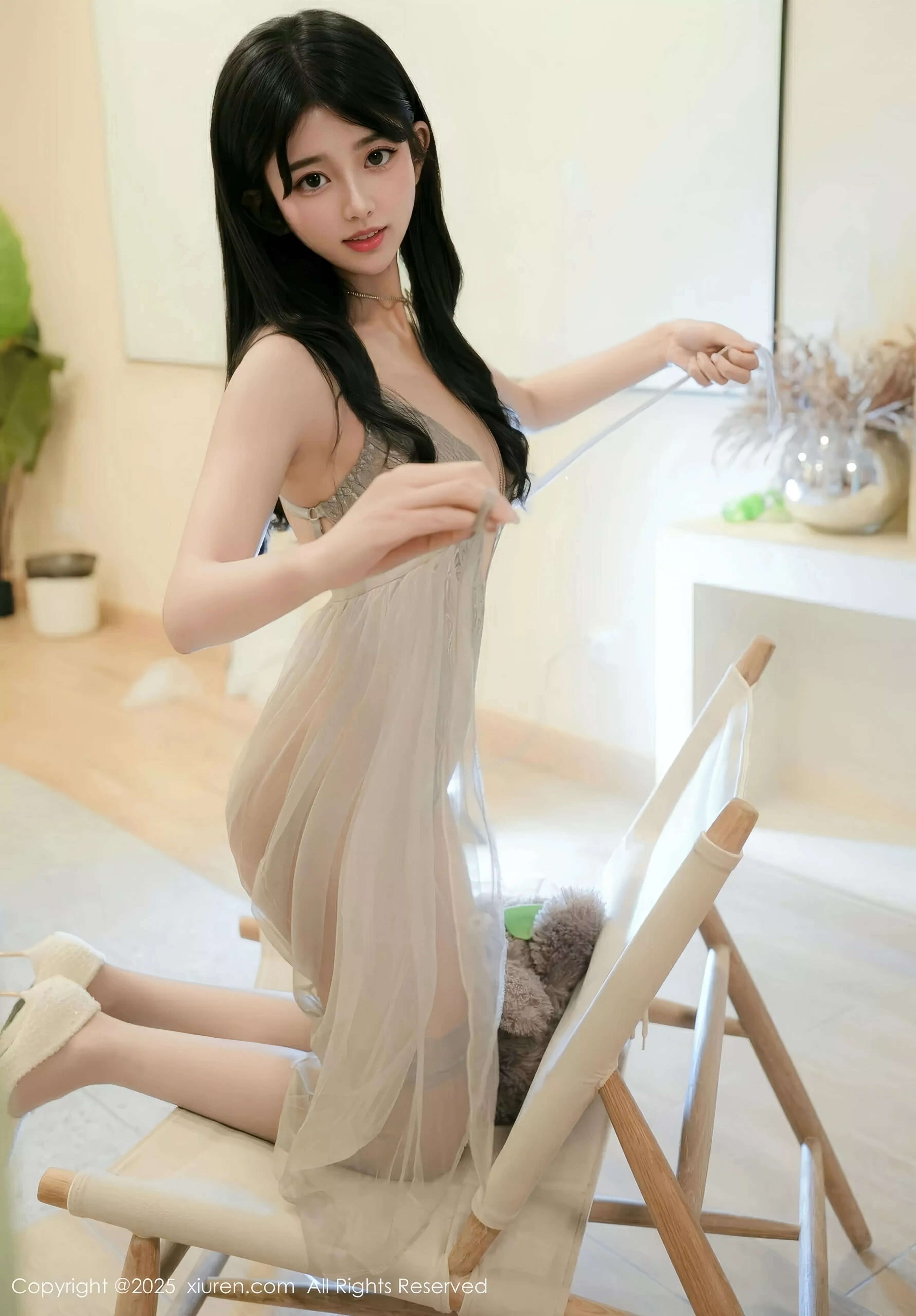 Xgyw.Org_XiuRen第10334期_模特美少女@性感薄纱情趣长裙配灰色丝袜秀柔美身姿诱惑写真52P