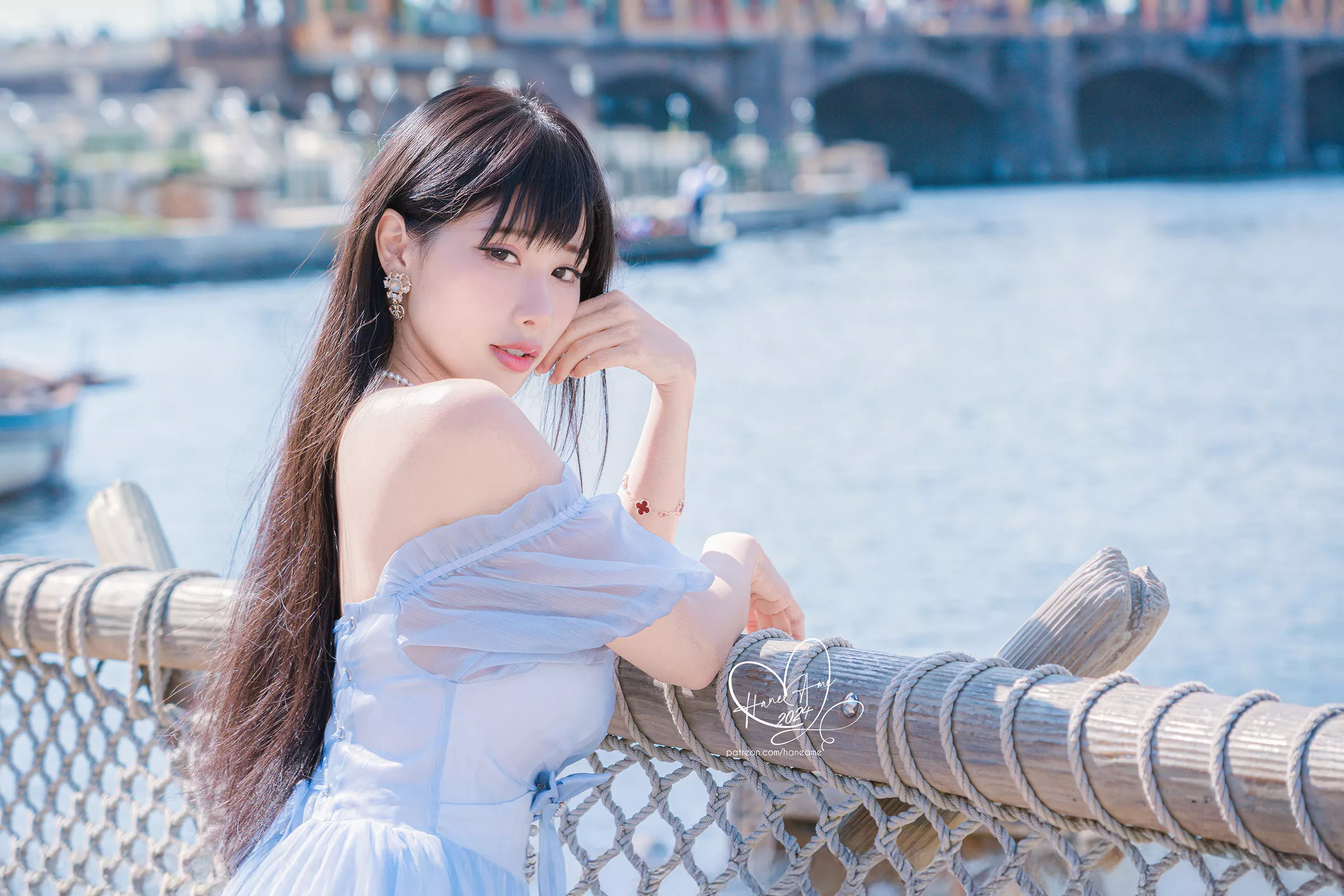 Xgyw.Org_Coser美女雨波_HaneAme-2025年4月合集主题私房性感4套服饰秀完美身材撩人诱惑写真160P