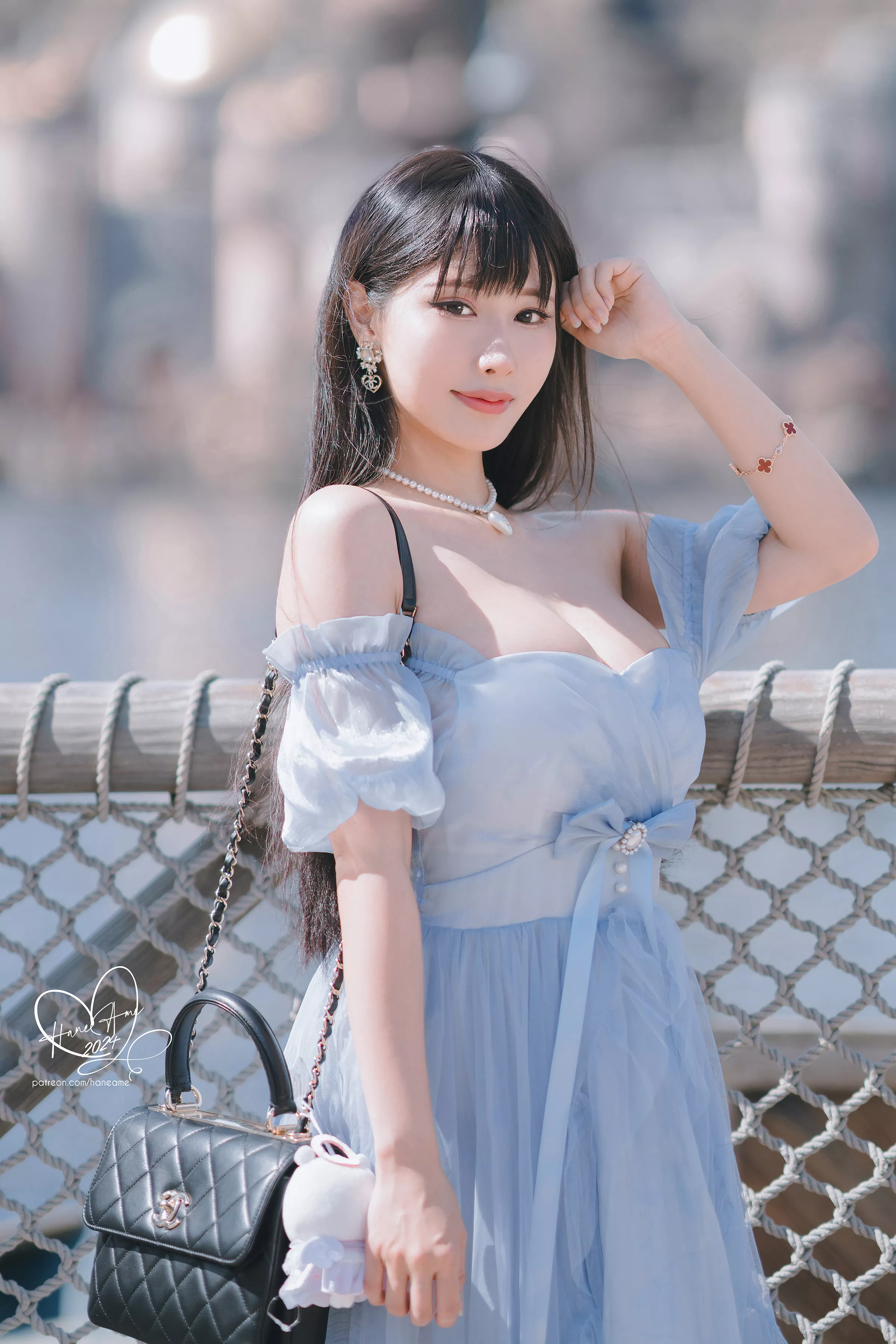 Xgyw.Org_Coser美女雨波_HaneAme-2025年4月合集主题私房性感4套服饰秀完美身材撩人诱惑写真160P