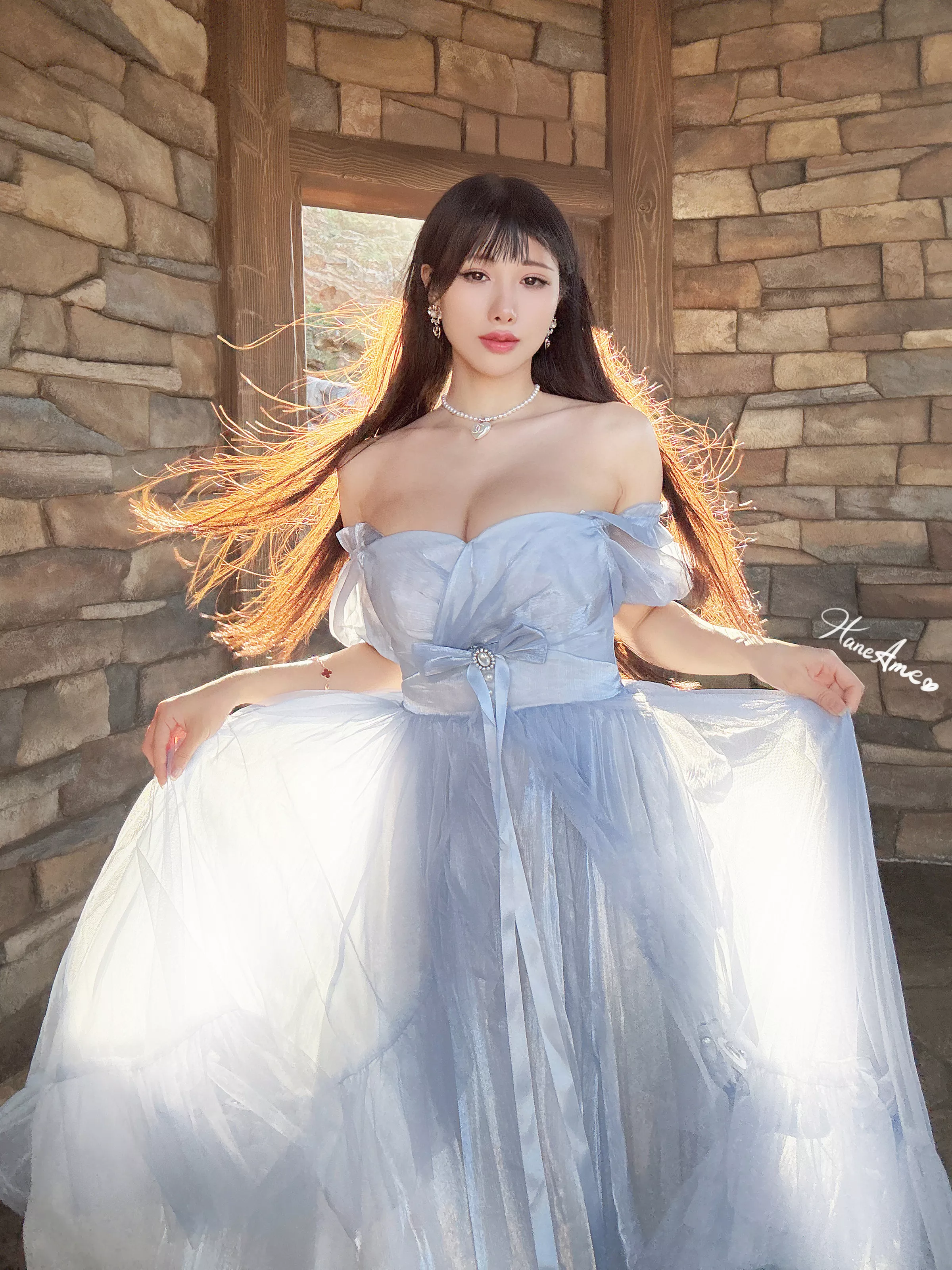 Xgyw.Org_Coser美女雨波_HaneAme-2025年4月合集主题私房性感4套服饰秀完美身材撩人诱惑写真160P