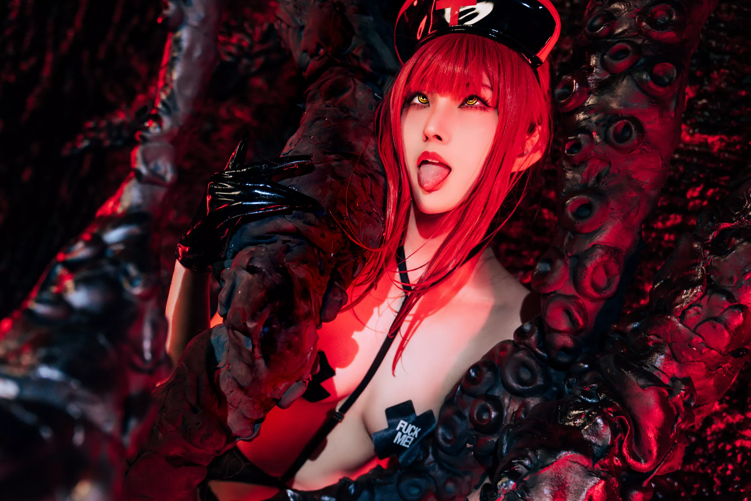 Xgyw.Org_网络美女Natsuko夏夏子玛奇玛护士主题性感黑色皮质护士服配黑丝吊袜秀曼妙身姿诱惑写真72P