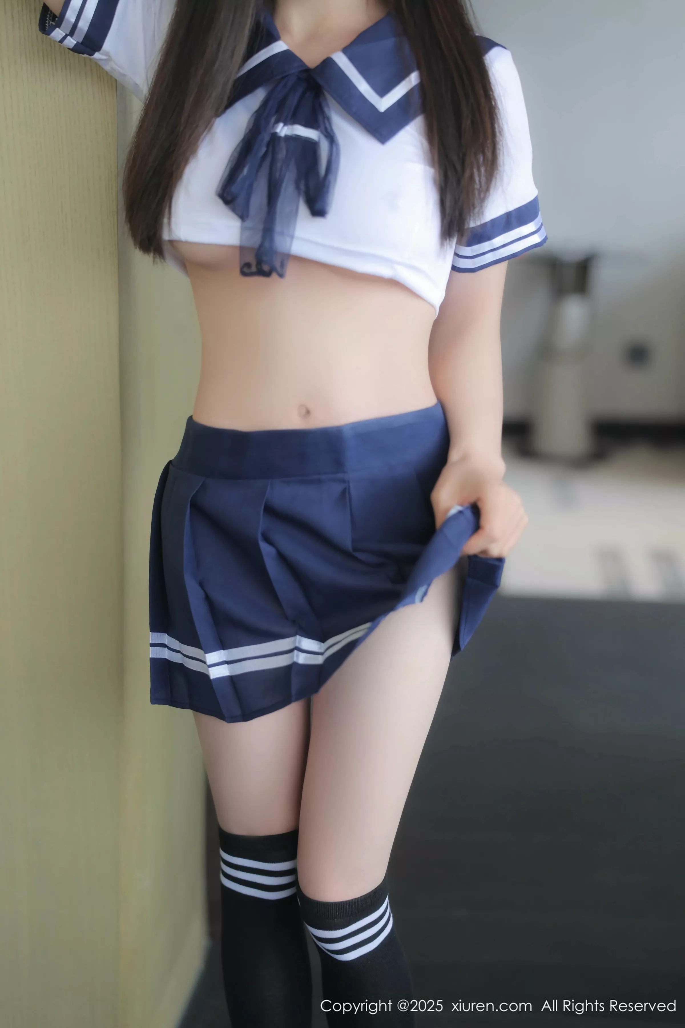 Xgyw.Org_XiuRen第10298期_模特Annie_baby性感JK制服露白色内衣秀凹凸身材撩人诱惑写真60P