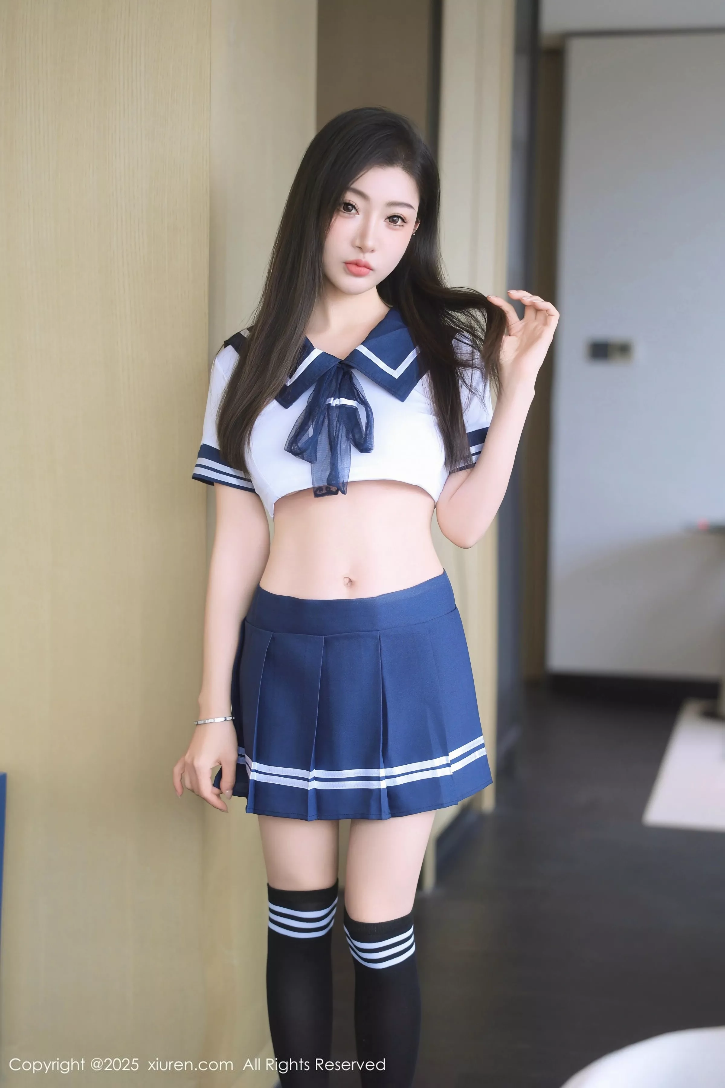 Xgyw.Org_XiuRen第10298期_模特Annie_baby性感JK制服露白色内衣秀凹凸身材撩人诱惑写真60P