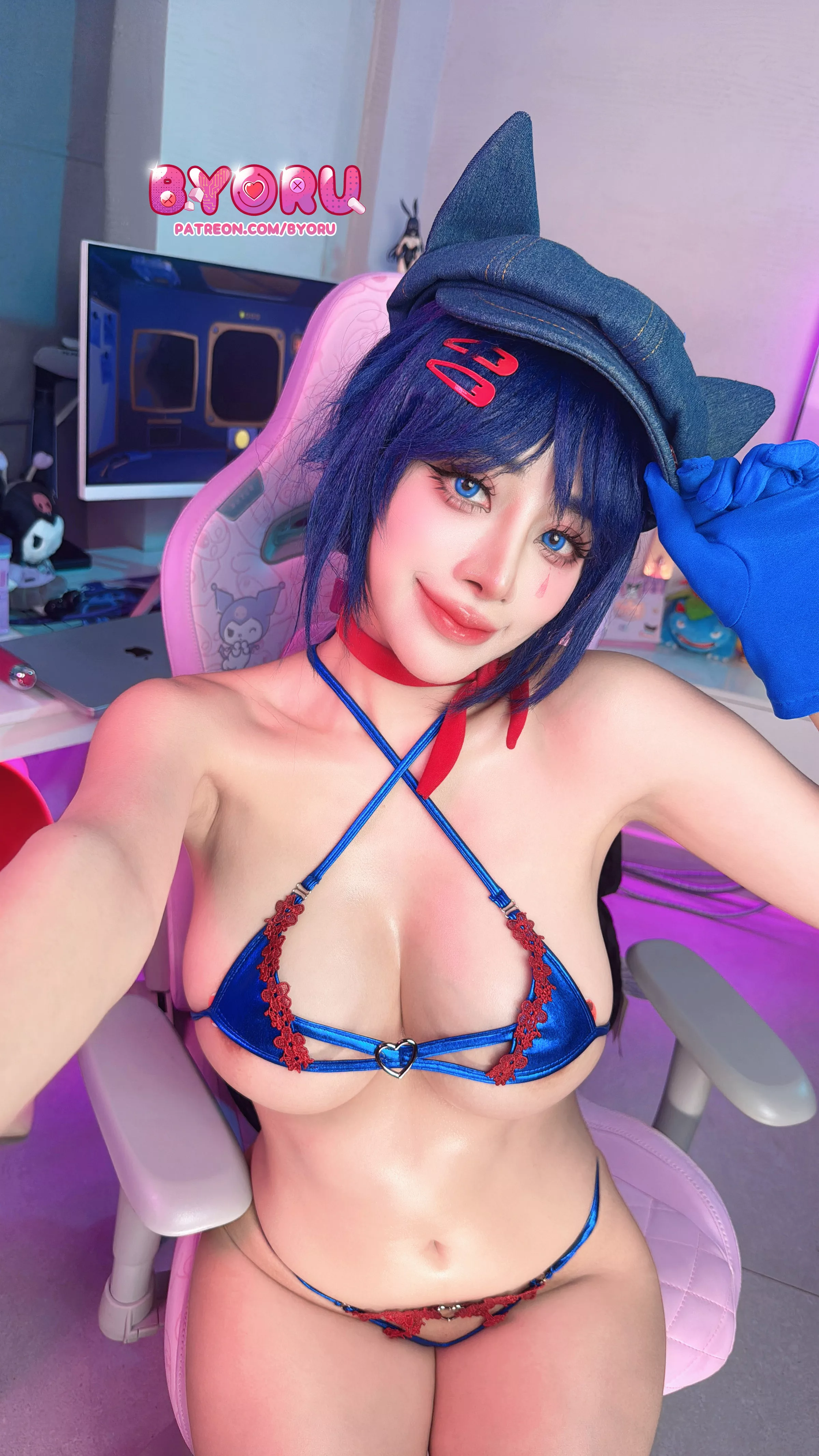 Xgyw.Org_日本性感萝莉Byoru-MiSide Crazy Mita, Cappie主题红色毛衣露性感蓝色内衣撩人诱惑写真70P