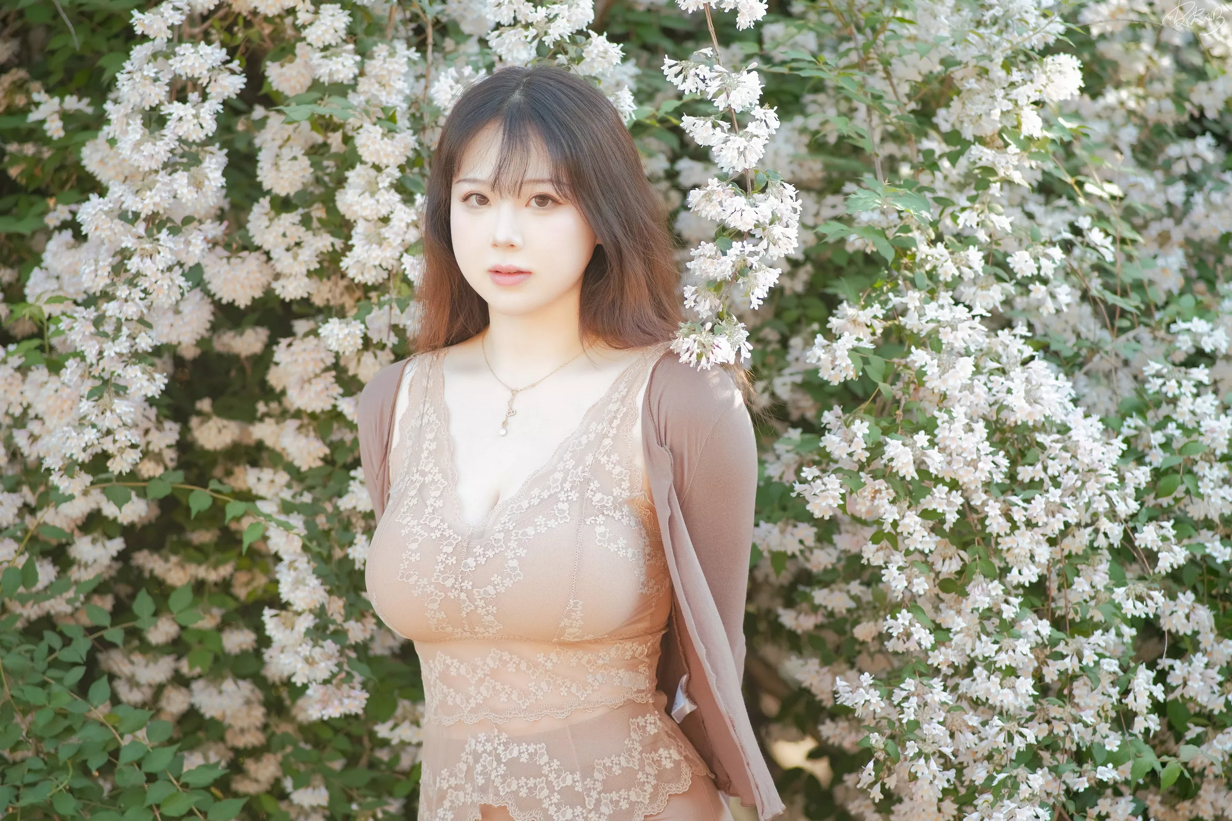 Xgyw.Org_网络美女皮皮奶可可爱了啦猥实人妻主题户外性感套装露浅色蕾丝内衣秀丰满身材诱惑写真54P