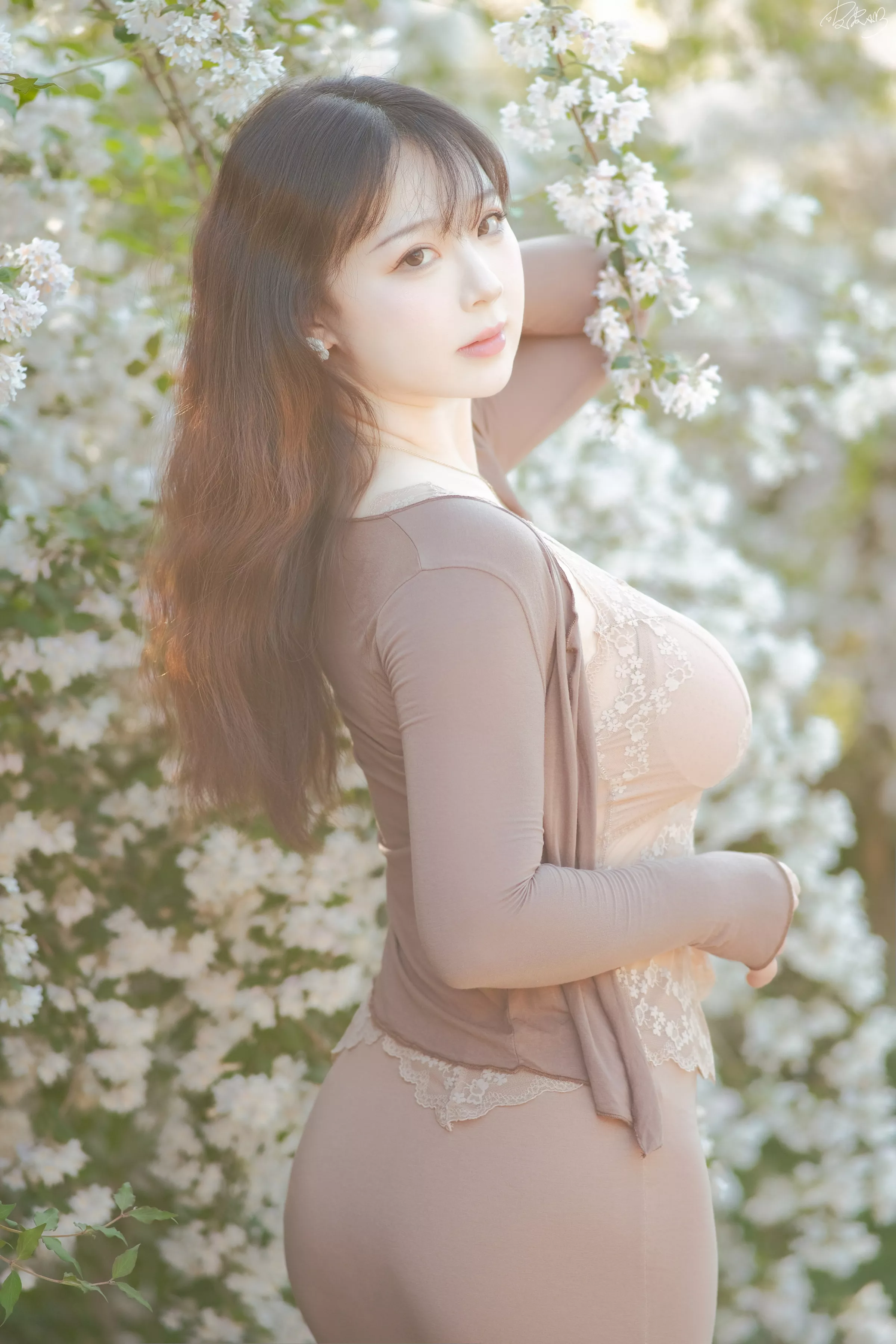 Xgyw.Org_网络美女皮皮奶可可爱了啦猥实人妻主题户外性感套装露浅色蕾丝内衣秀丰满身材诱惑写真54P