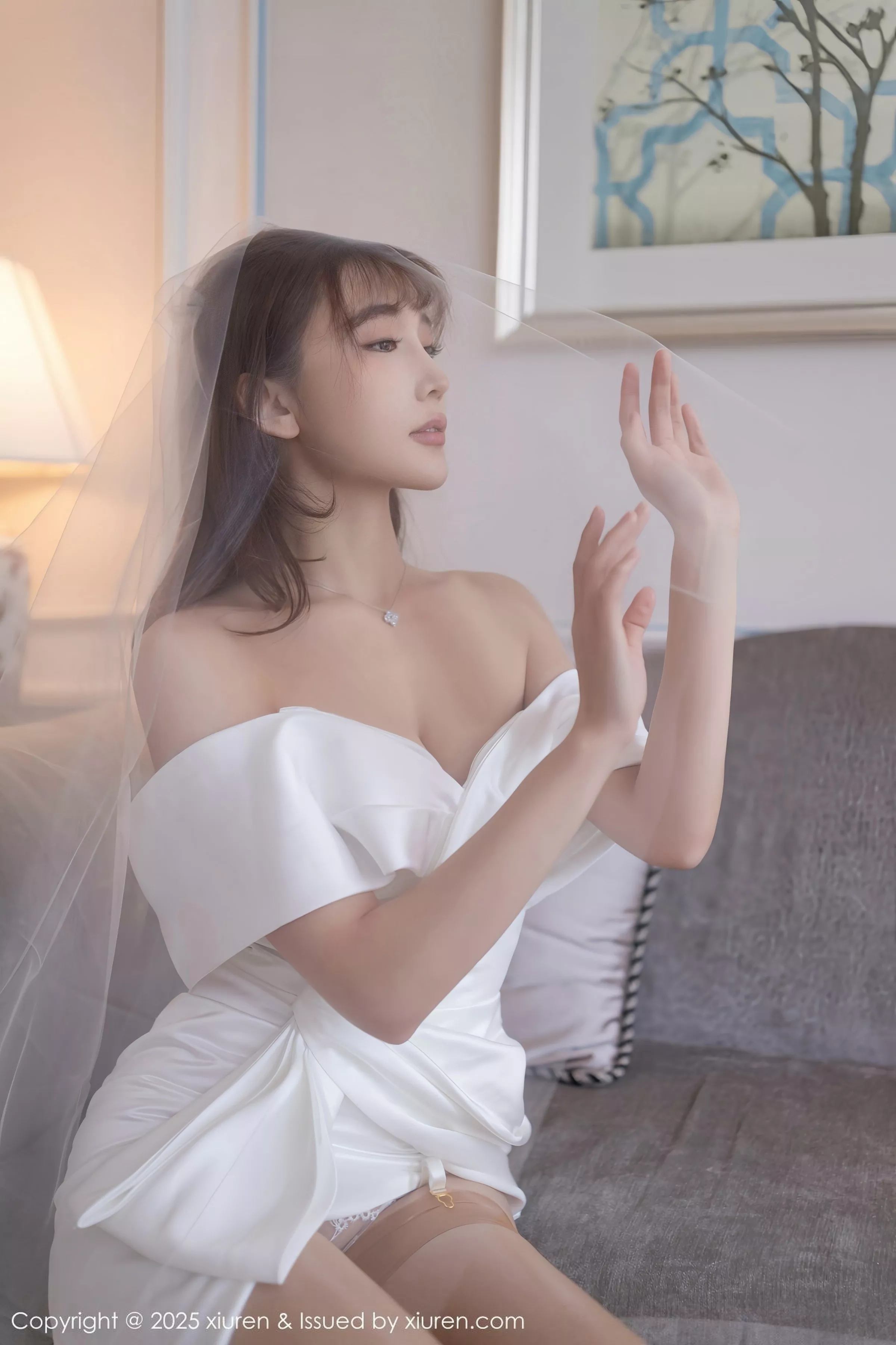 Xgyw.Org_[XiuRen秀人网]No.10535_模特陆萱萱性感白色蕾丝情趣婚纱配肉丝吊袜秀柔美身姿诱惑写真80P