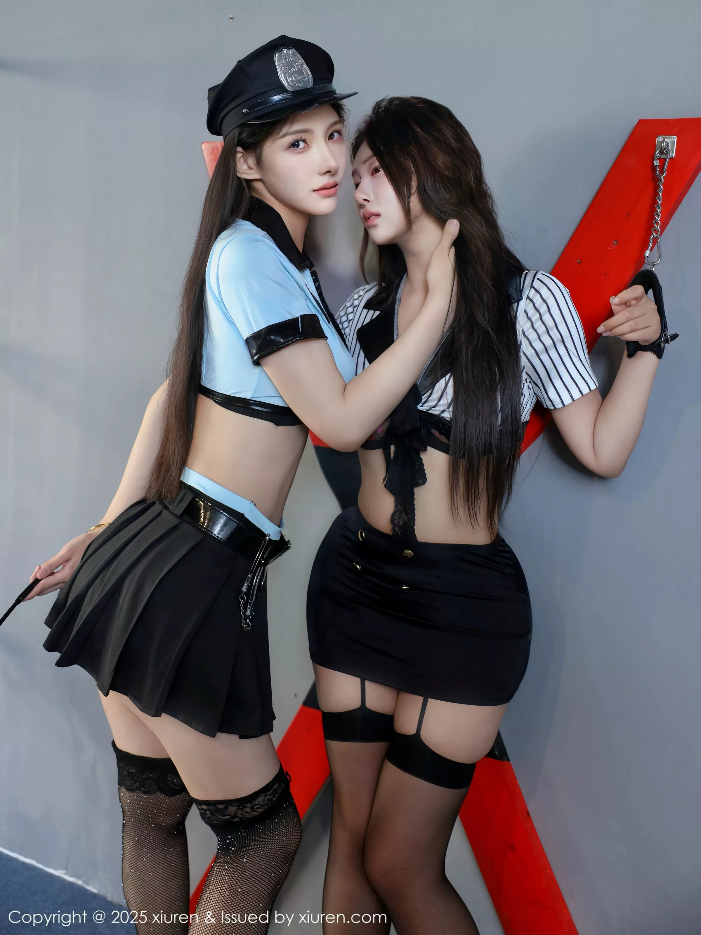 Xgyw.Org_[XiuRen秀人网]No.10541_模特梨霜儿性感COS女战警制服露黑色内衣秀凹凸身材诱惑写真80P