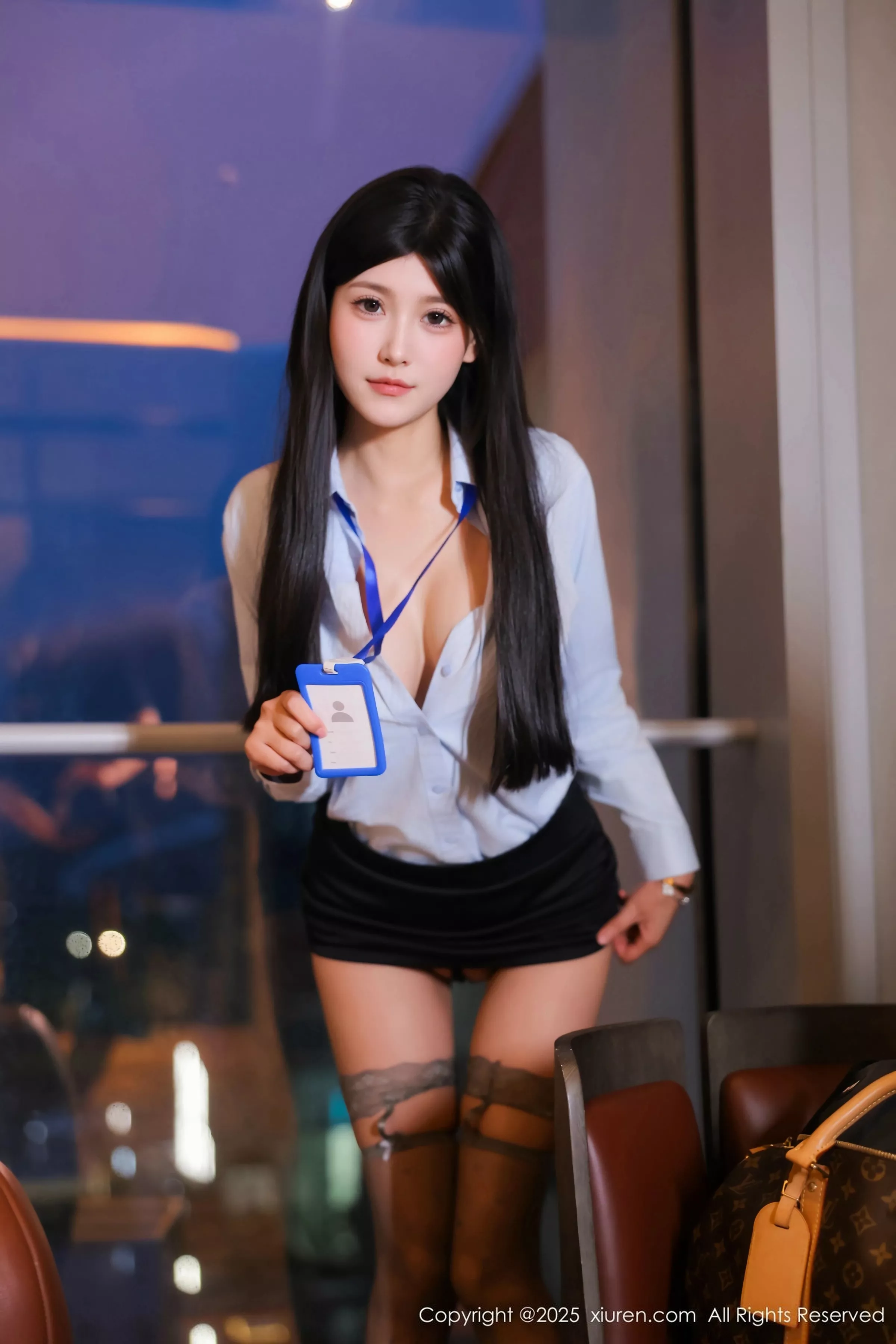 Xgyw.Org_[XiuRen秀人网]No.10440_模特余安安OL服饰露黑色情趣内衣配灰丝袜秀凹凸身材诱惑写真69P