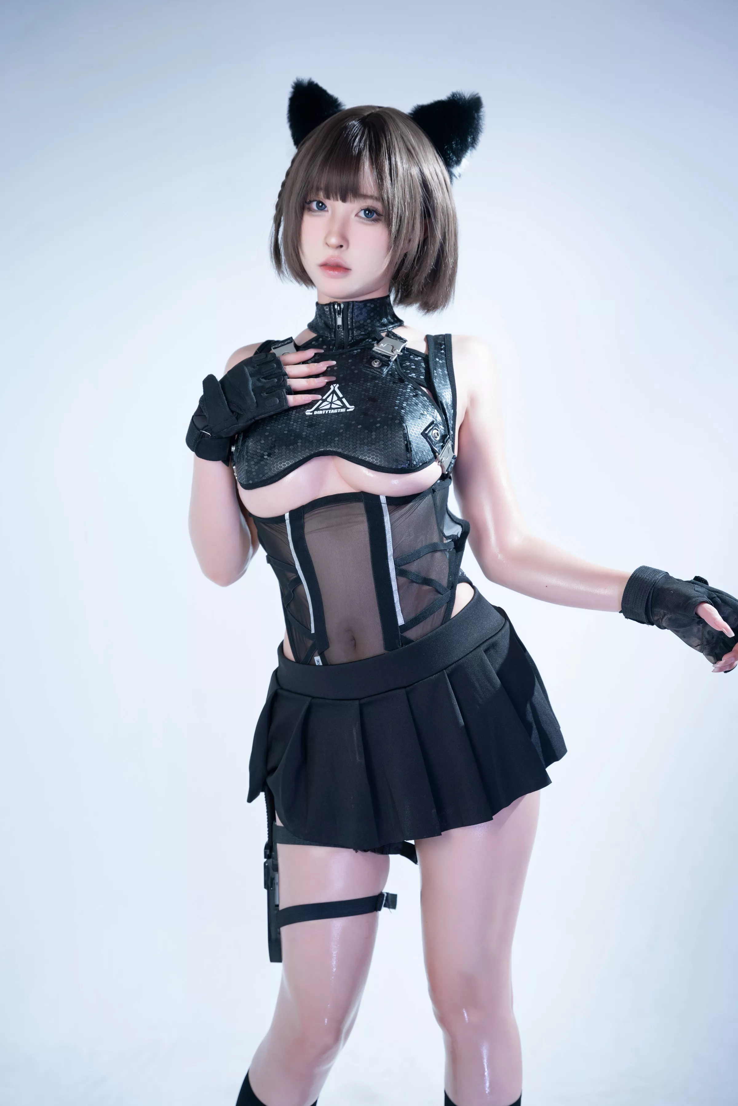 Xgyw.Org_Cos小姐姐幼爱youmeko喵武主题私房性感黑色情趣服饰配黑色丝袜秀翘臀美腿诱惑写真75P