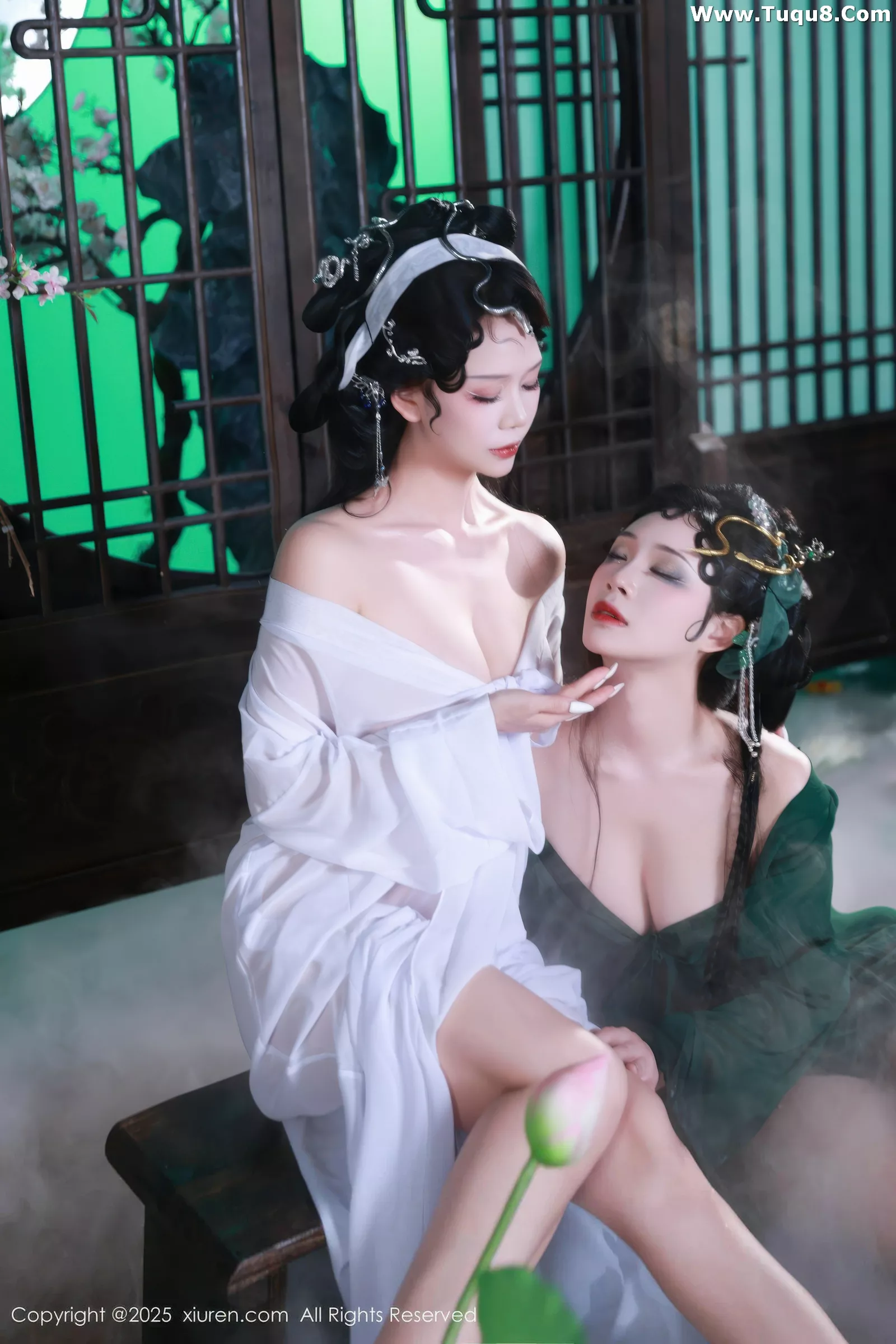 Xgyw.Org_[XiuRen秀人网]No.10561_模特南乔古风场景青蛇装扮性感低胸服饰秀完美身材诱惑写真88P