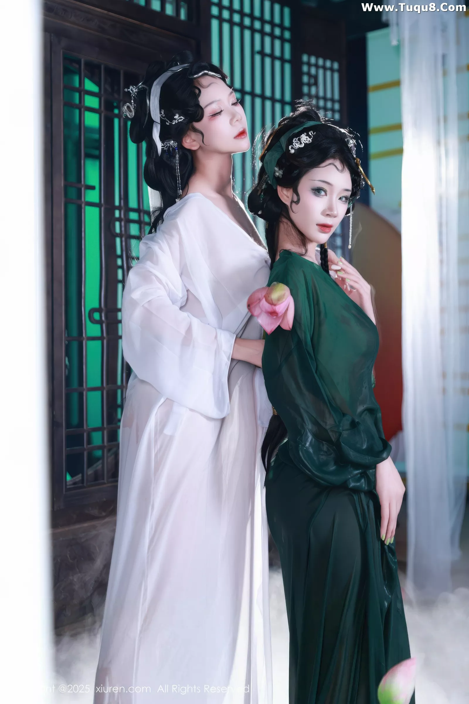 Xgyw.Org_[XiuRen秀人网]No.10561_模特南乔古风场景青蛇装扮性感低胸服饰秀完美身材诱惑写真88P
