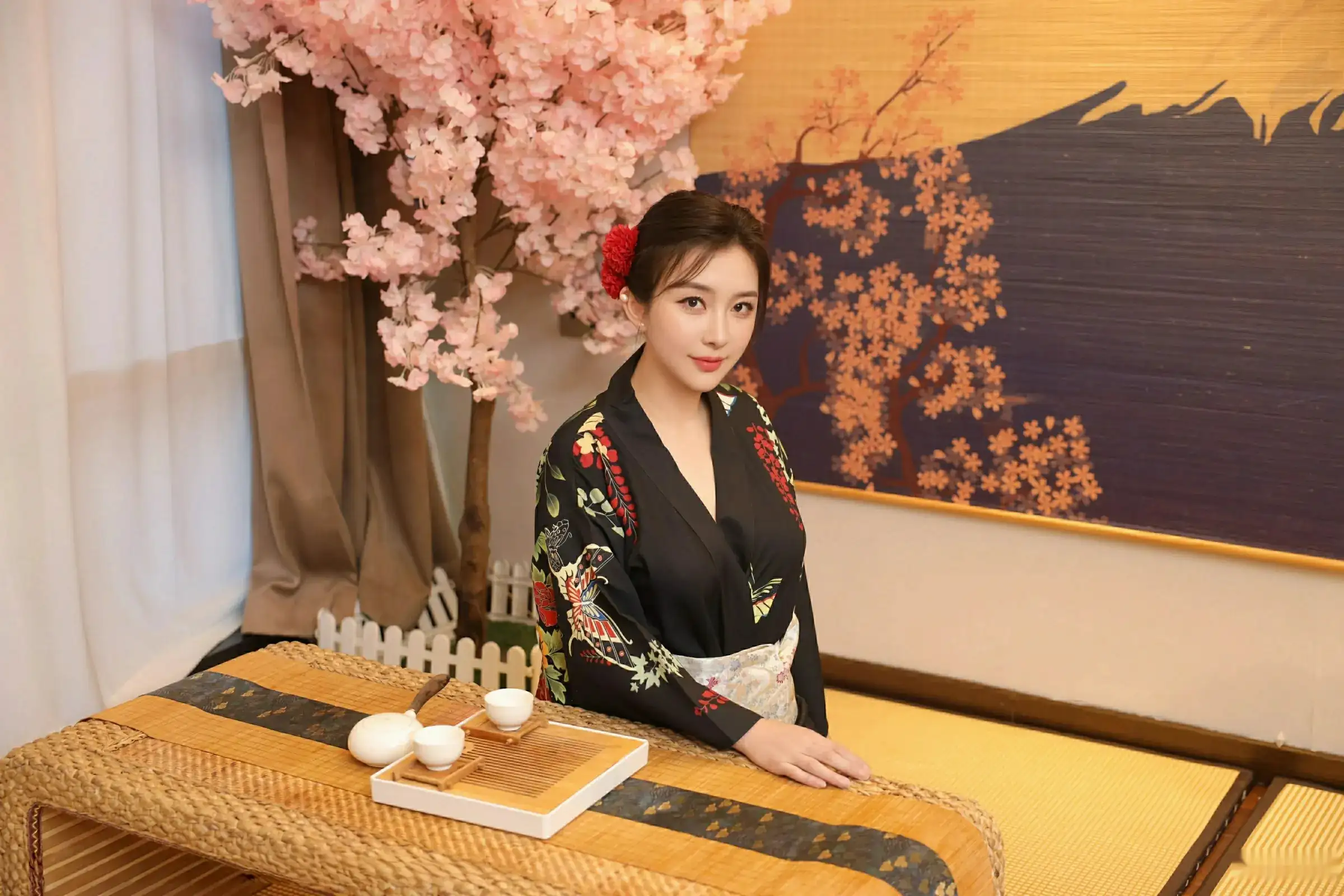 Xgyw.Org_[XiuRen秀人网]No.10627_模特苏一诺性感日系黑色服饰露红色内衣秀曼妙身材迷人诱惑写真80P