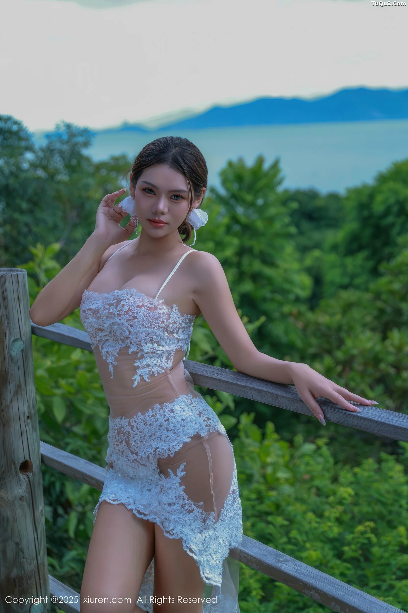 Xgyw.Org_[XiuRen秀人网]No.10721_模特叮当DD性感白色情趣服饰配白色丝袜秀完美身材诱惑写真77P