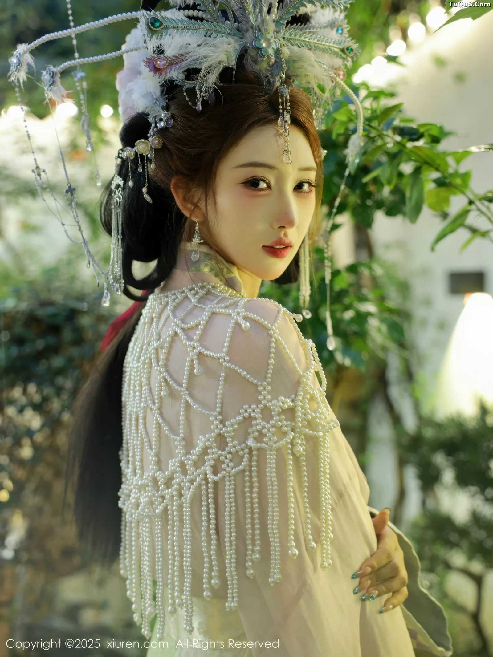Xgyw.Org_[XiuRen秀人网]No.10736_模特金允希Yuki性感浅色古装薄纱服饰秀丰腴身材迷人诱惑写真80P