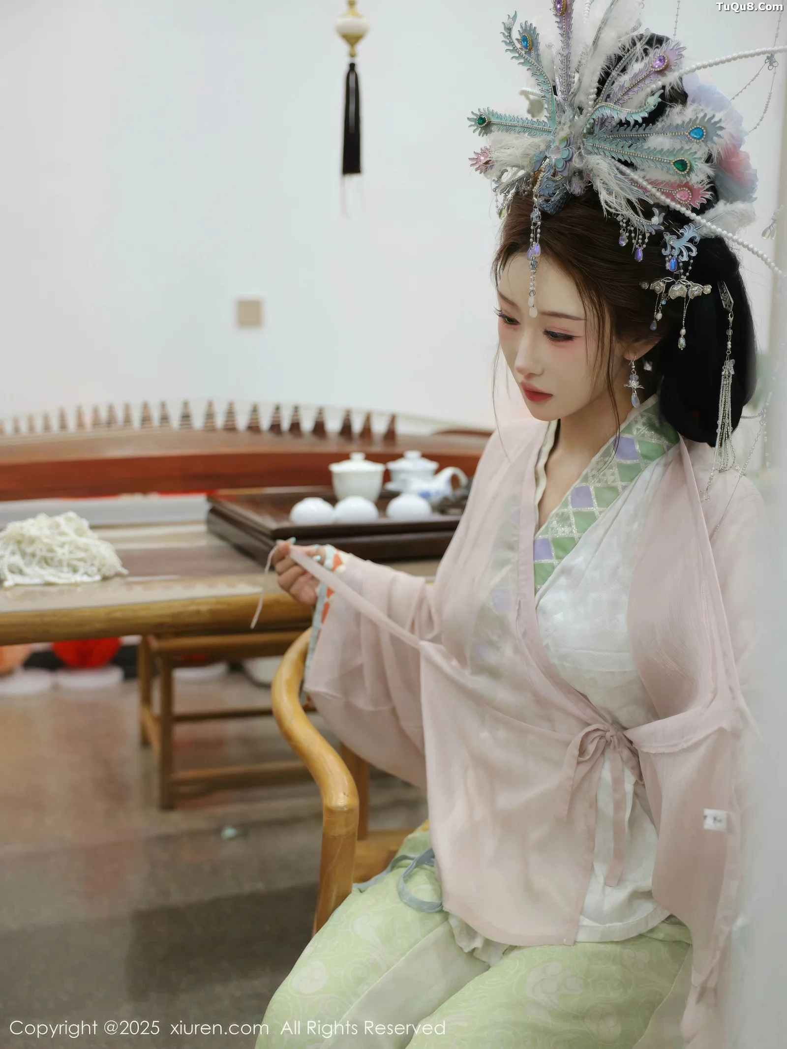 Xgyw.Org_[XiuRen秀人网]No.10736_模特金允希Yuki性感浅色古装薄纱服饰秀丰腴身材迷人诱惑写真80P