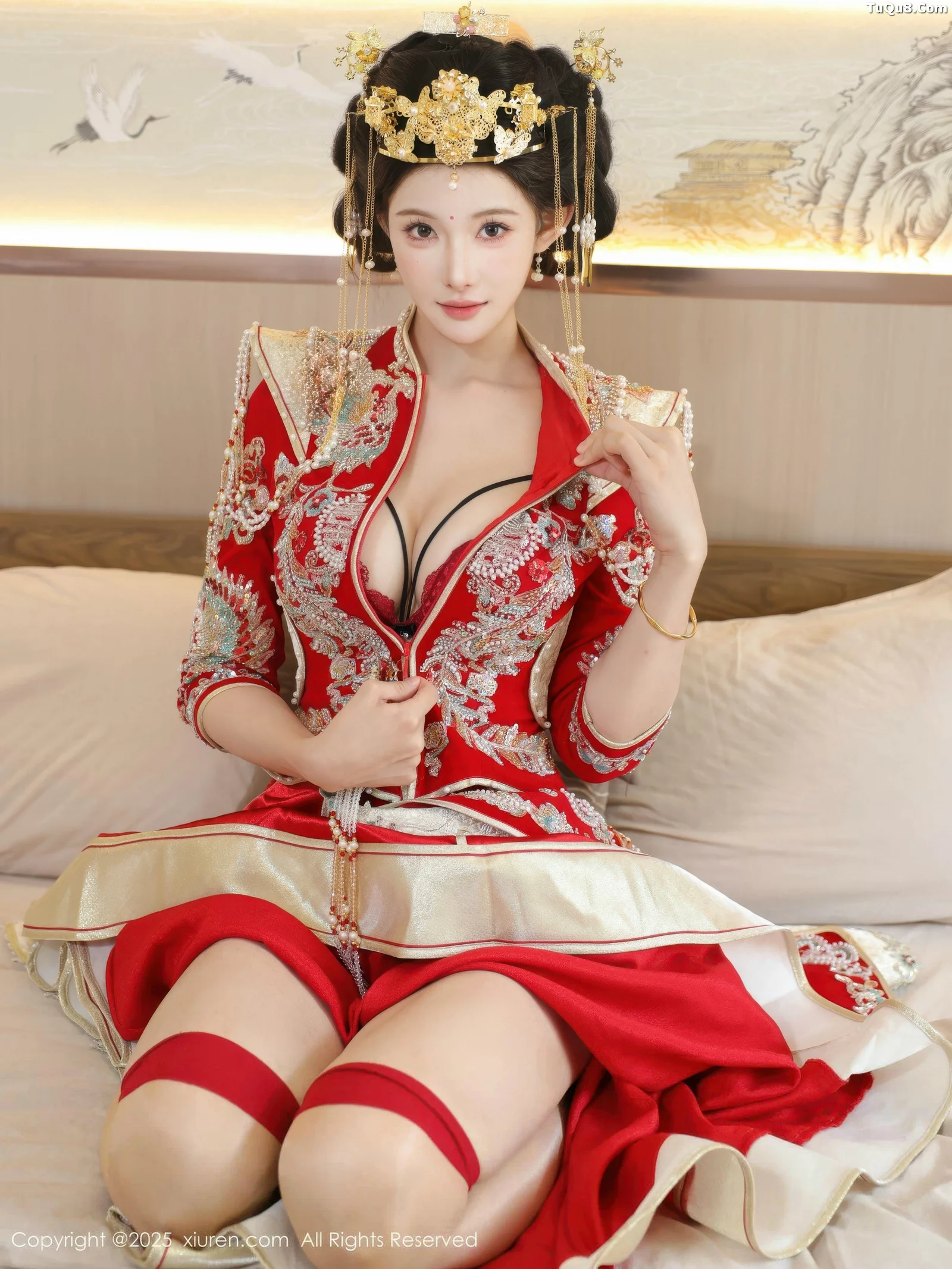 Xgyw.Org_[XiuRen秀人网]No.10742_模特梨霜儿性感红色新娘服饰配肉色丝袜秀丰腴身材迷人诱惑写真84P