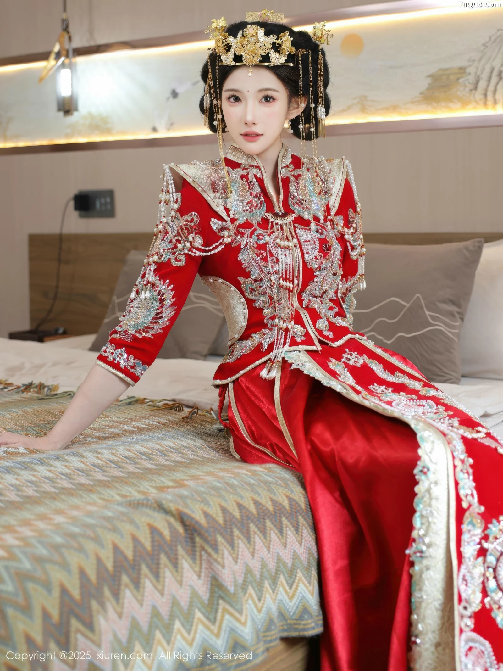 Xgyw.Org_[XiuRen秀人网]No.10742_模特梨霜儿性感红色新娘服饰配肉色丝袜秀丰腴身材迷人诱惑写真84P