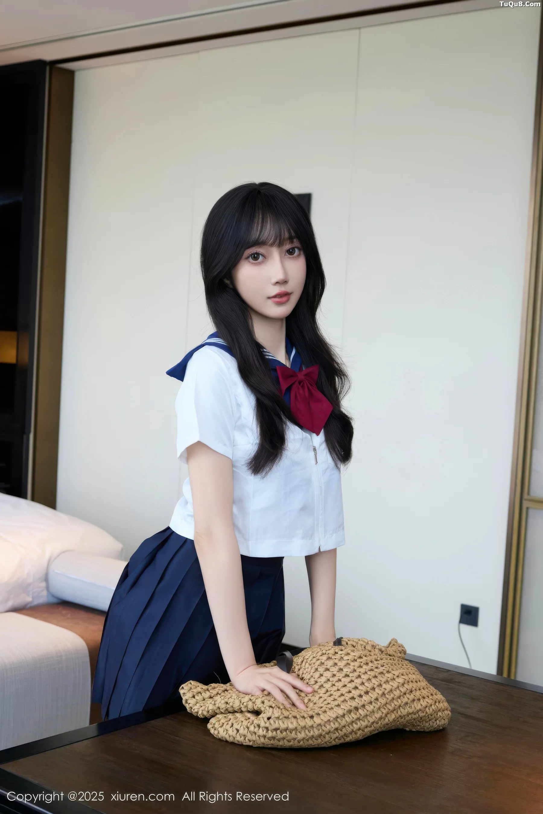 Xgyw.Org_[XiuRen秀人网]No.10766_模特玥儿玥er私房性感JK制服配超薄黑丝秀曼妙身姿迷人诱惑写真68P