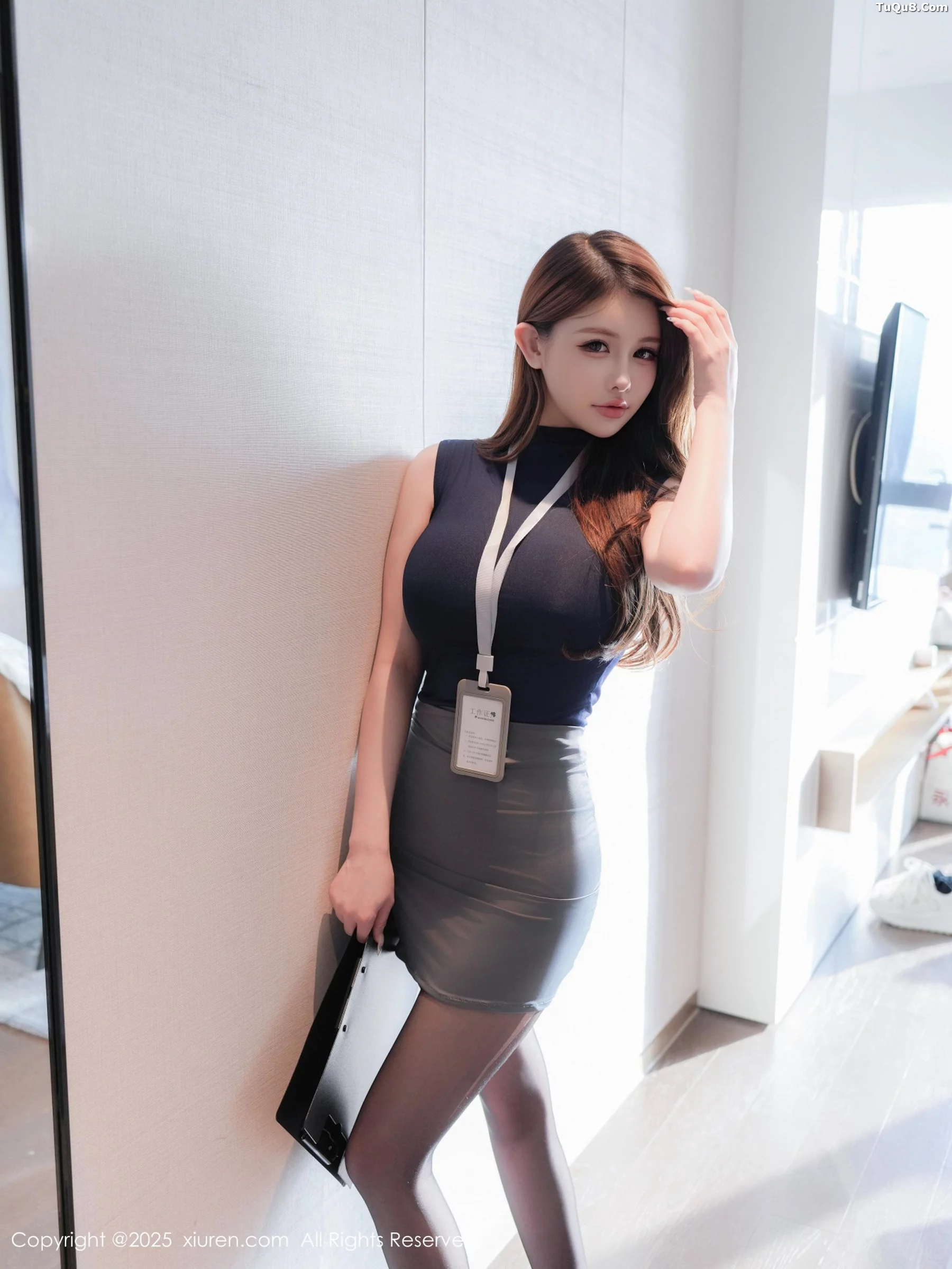 Xgyw.Org_[XiuRen秀人网]No.10765_模特甜妮性感OL服饰+红色短裙套装配黑丝袜秀丰腴身姿诱惑写真60P