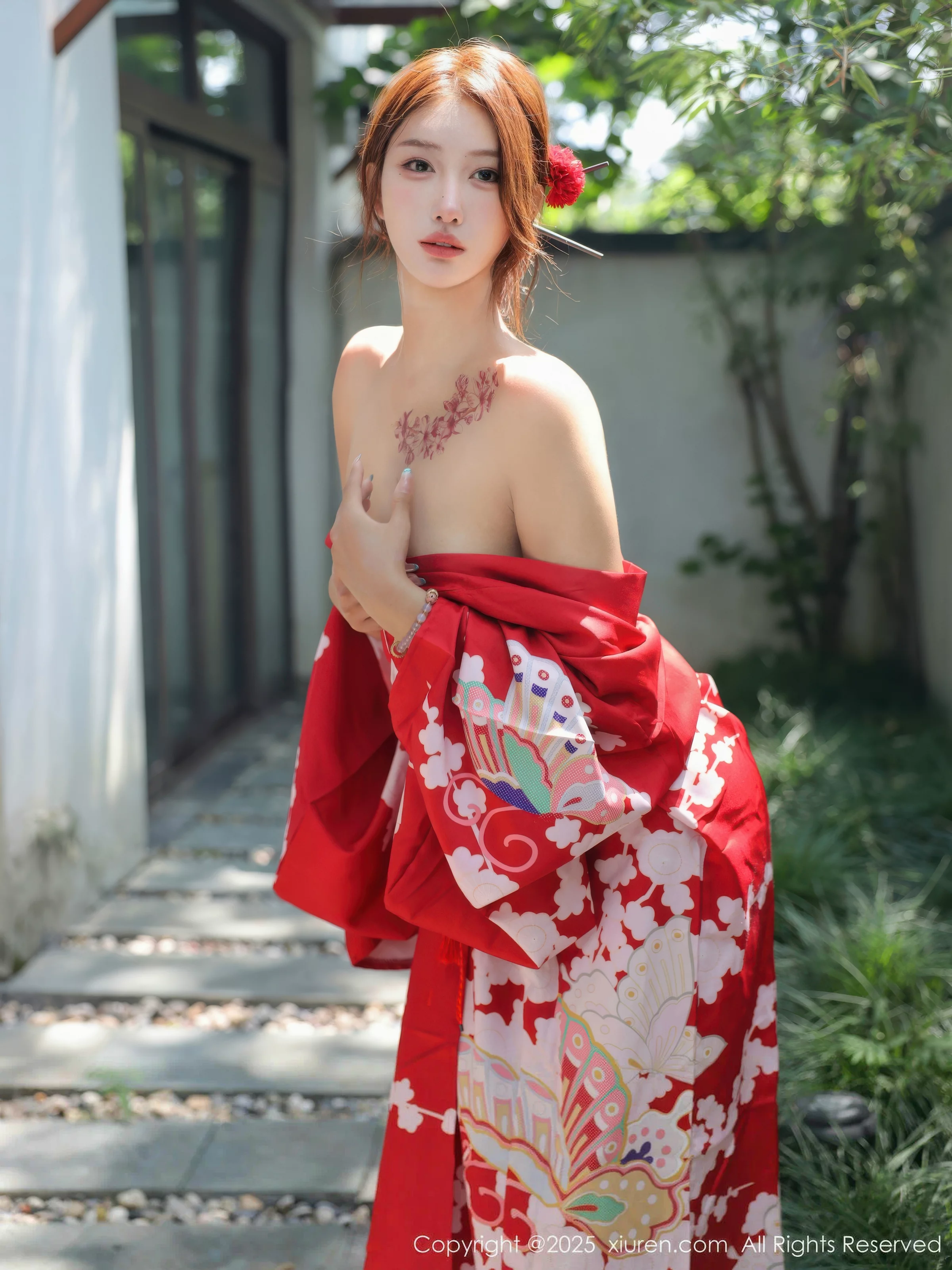 Xgyw.Org_[XiuRen秀人网]No.10683_模特金允希Yuki户外性感红色和服半脱秀完美身材惹火诱惑写真80P