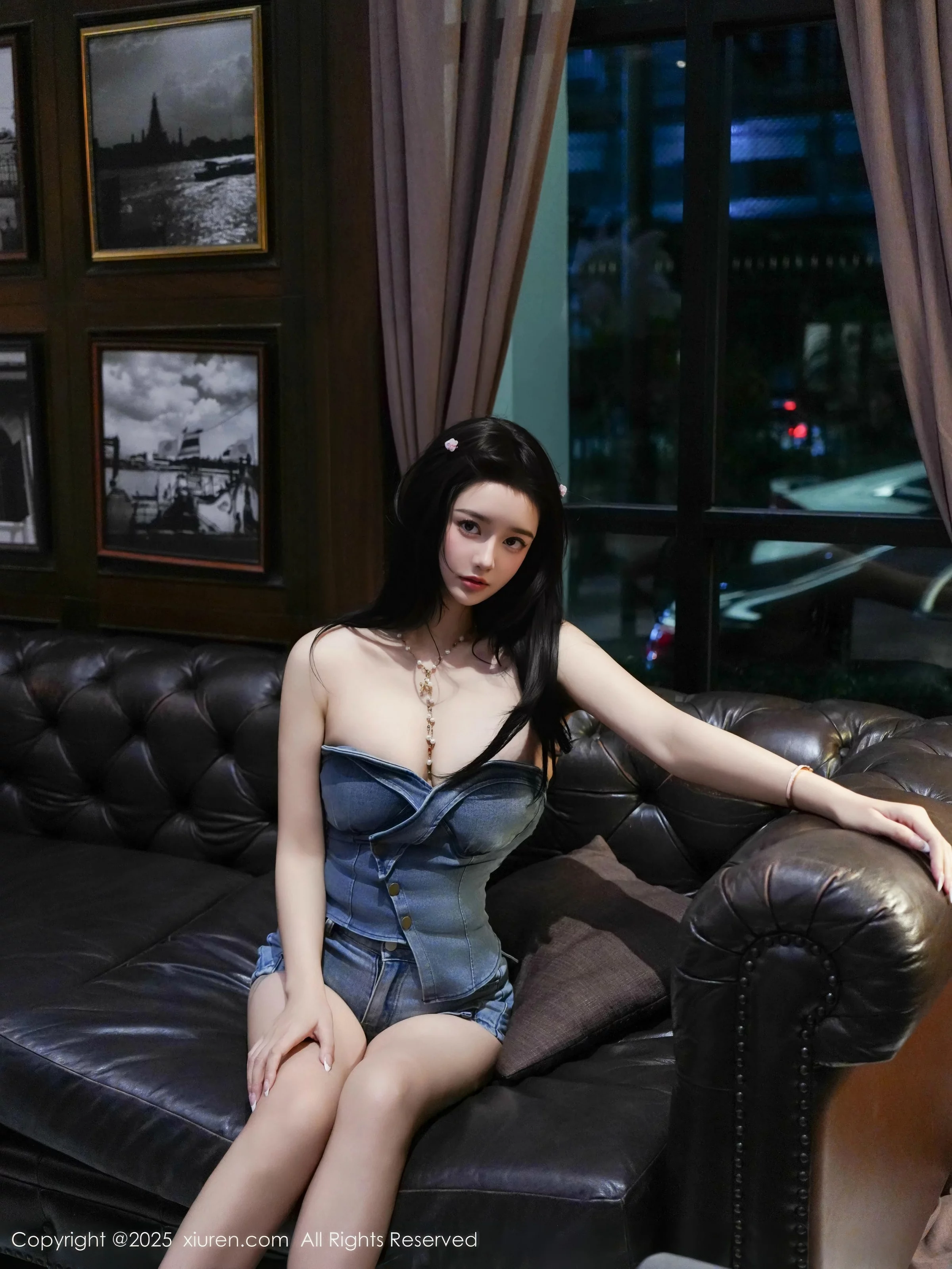 Xgyw.Org_[XiuRen秀人网]No.10685_新人模特特蕾莎性感蓝色牛仔短裤服饰秀凹凸身材完美诱惑写真69P