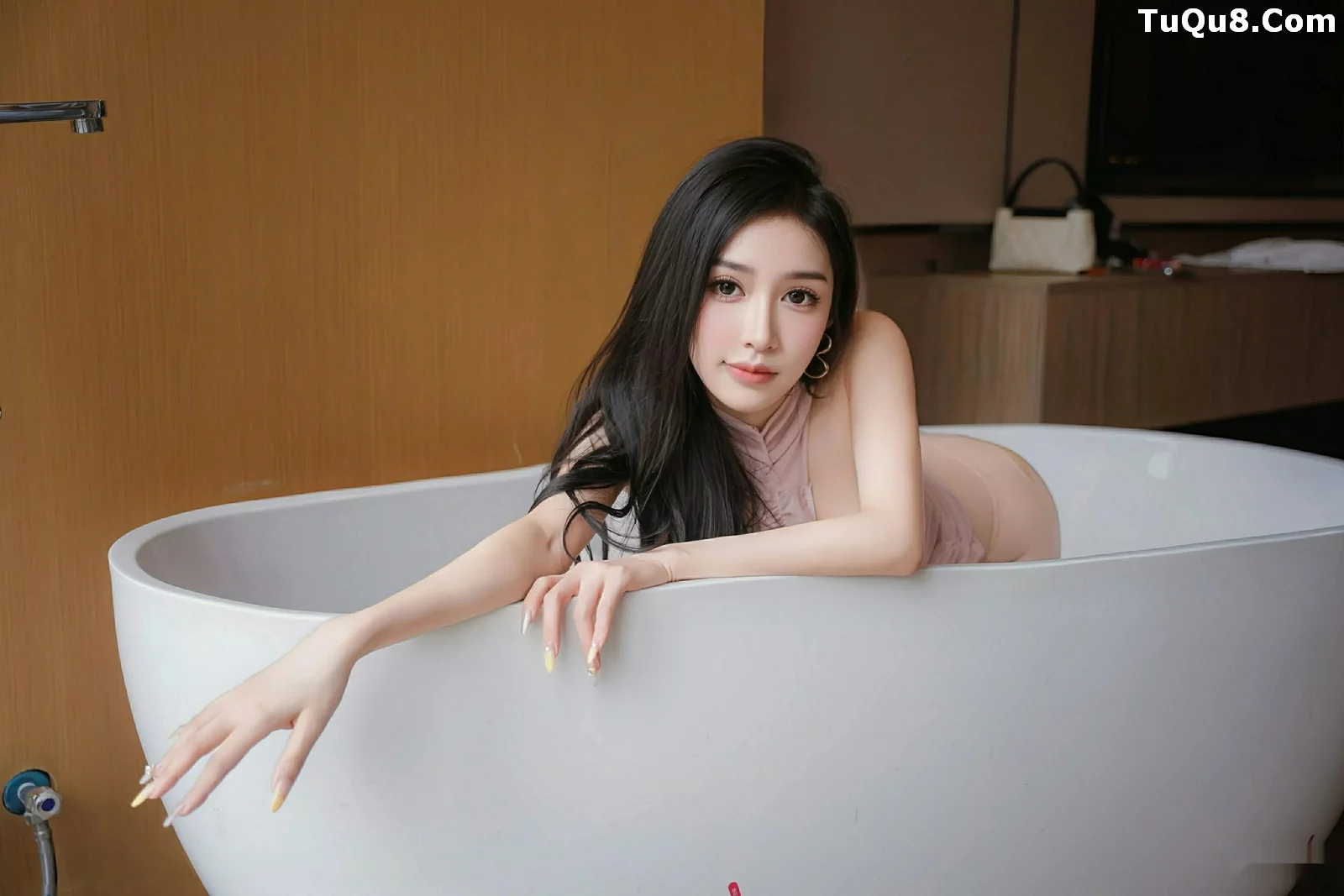Xgyw.Org_[XiuRen秀人网]No.10689_新人模特小阿娇Gill性感肉色薄纱连衣短裙秀完美身材迷人诱惑写真73P