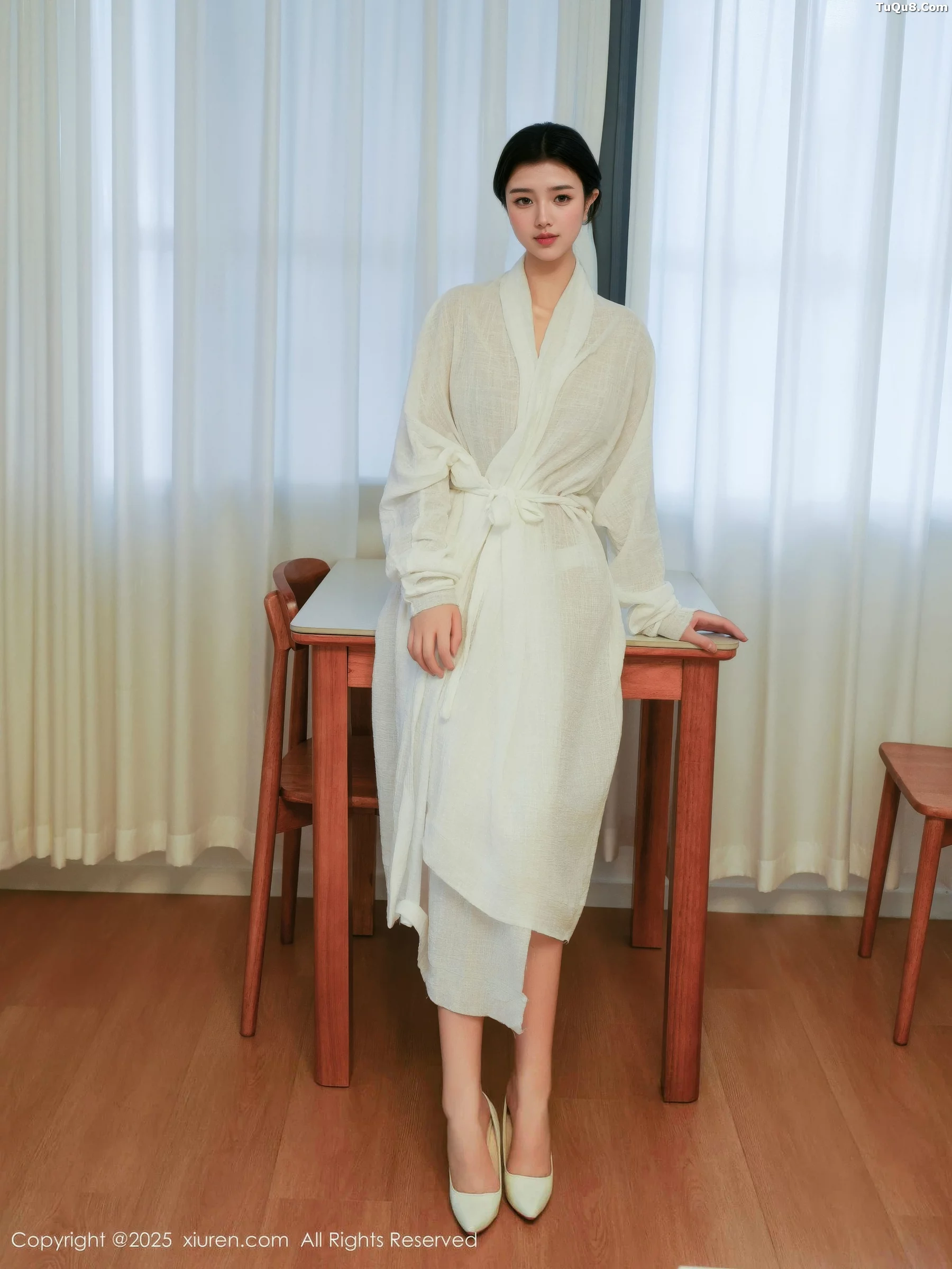 Xgyw.Org_[XiuRen秀人网]No.10920_模特林悦溪儿性感白色长浴袍配白色高跟秀修长美腿撩人诱惑写真53P