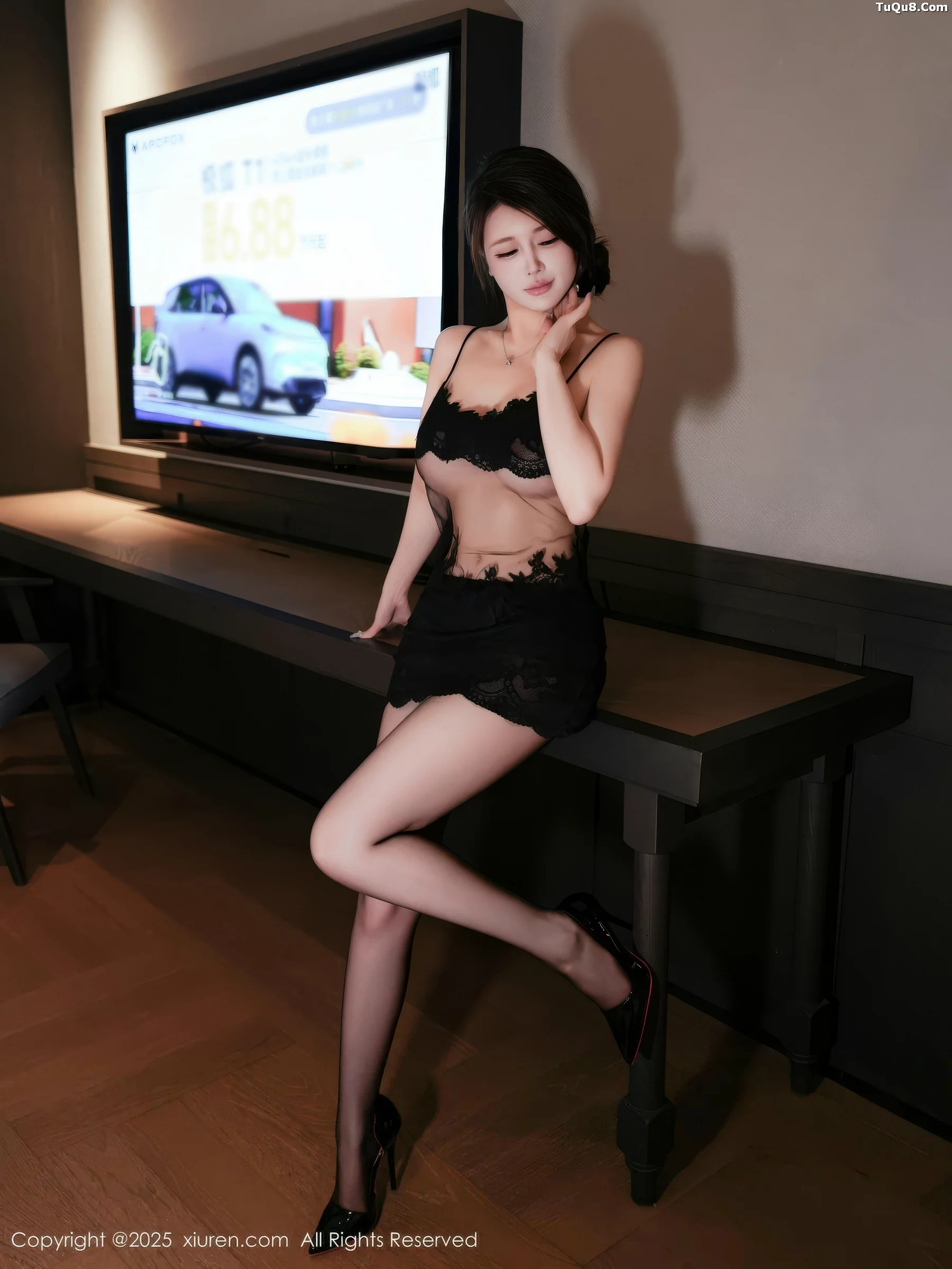 Xgyw.Org_[XiuRen秀人网]No.10929_模特甜妮性感黑色情趣内衣配超薄黑丝秀丰腴身姿迷人诱惑写真59P