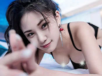 [YouMi尤蜜荟]Vol.021_新人嫩模樱小白baby低胸蕾丝内衣秀白嫩肌肤傲人美乳写真50P